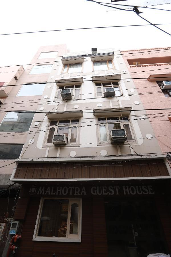 Hotel Malhotra Inn 50 Meter From Golden Temple Amritszár Kültér fotó